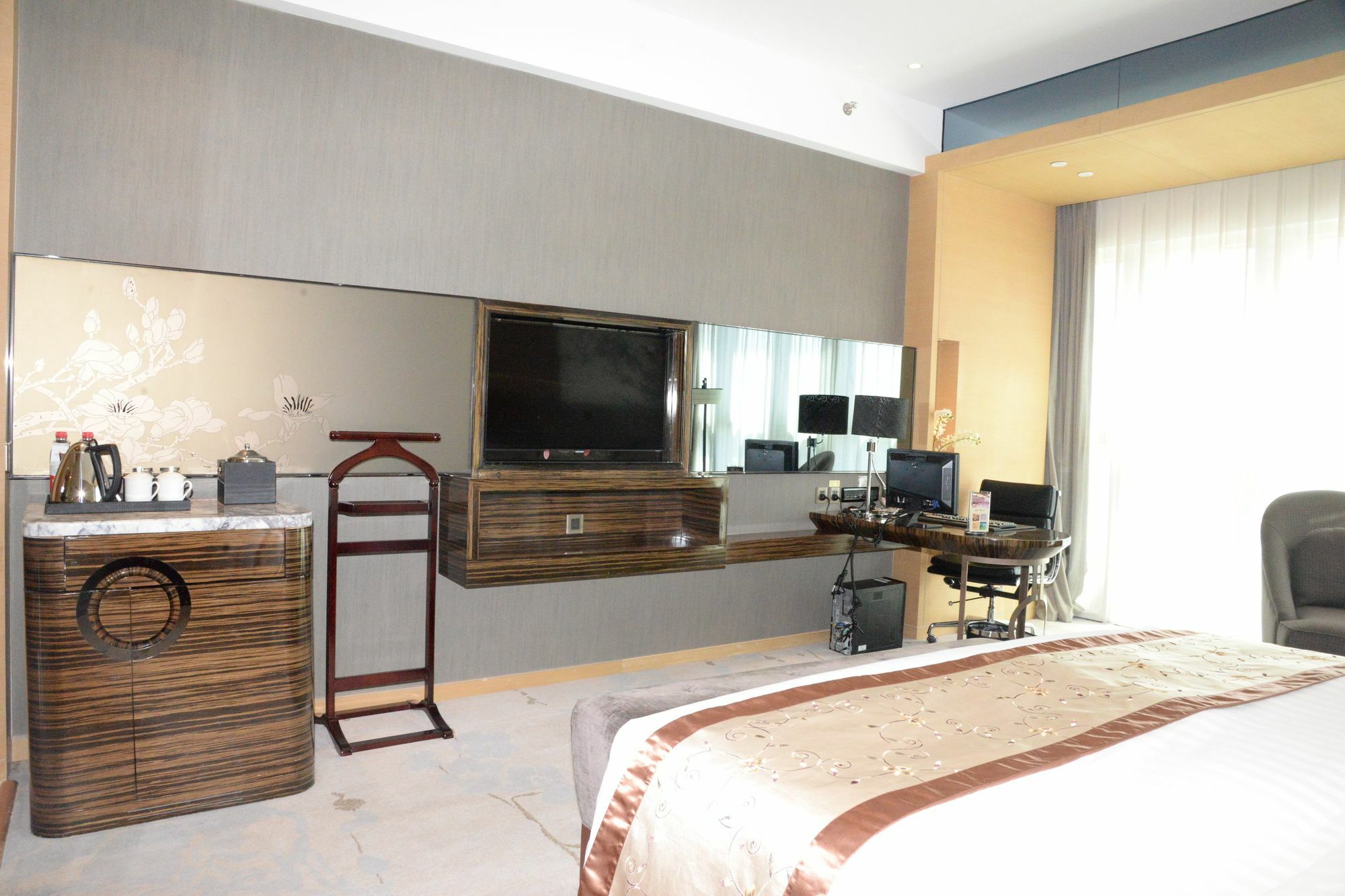 Beijing Riverside Hotel Экстерьер фото